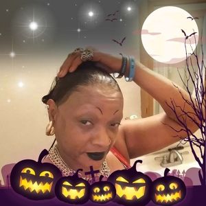 Meet your Posher, Felecia